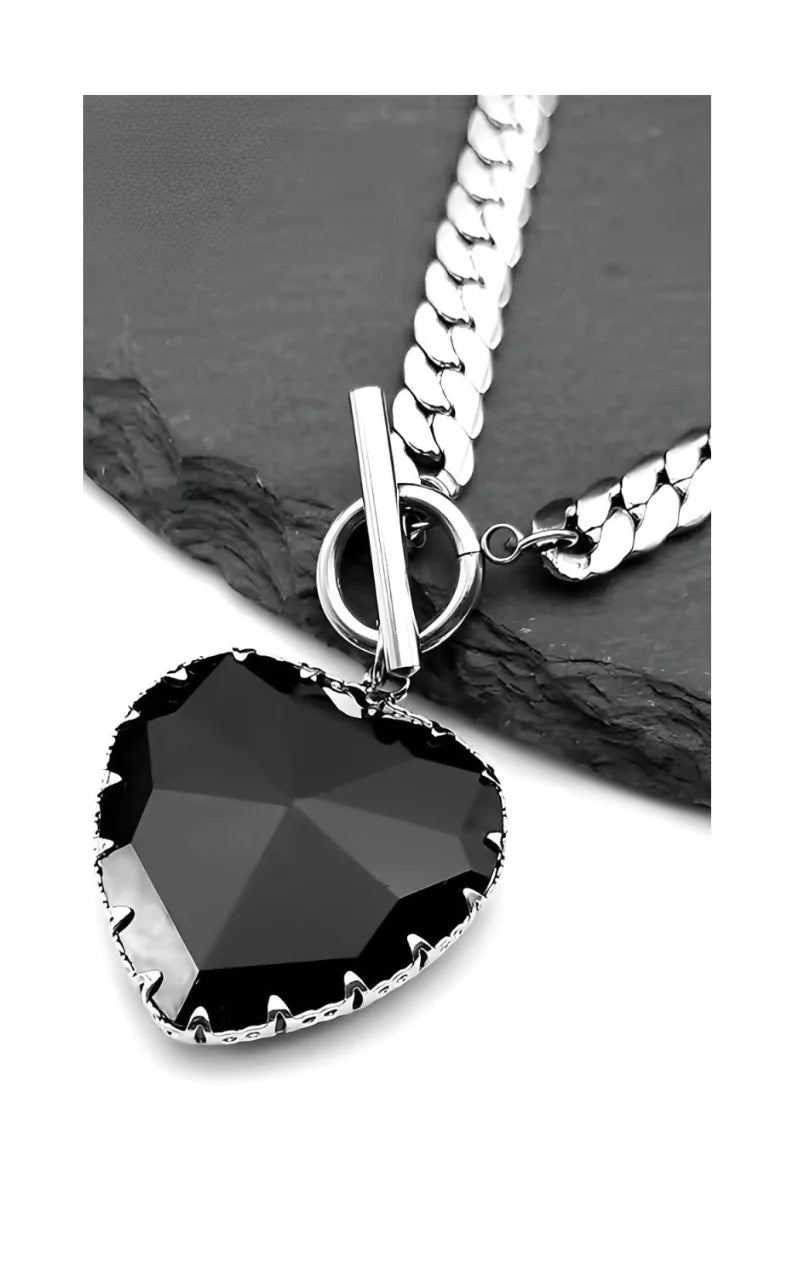 Heart Glass Pendant Choker